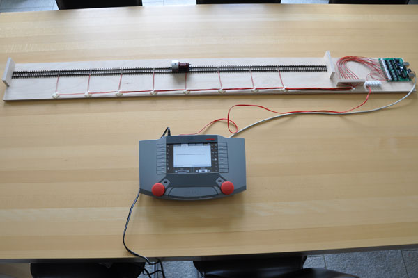 Teststrecke für Rückmeldemodule RM-GB-8-N von LDT